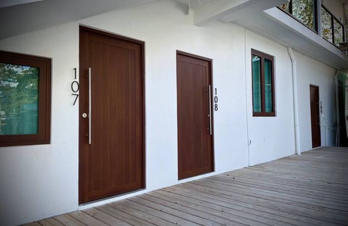 Stella Apartment | Accessible Unit at Corcega Beachfront Suites