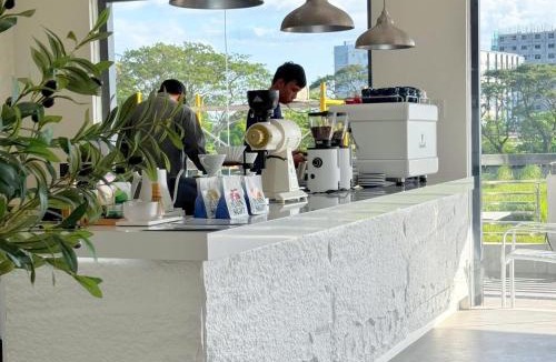 Naga Apartment | Accessible, With Own Kitchen & Bath and Big Bed Cozy Unit