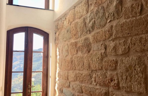 Finale Ligure Cottage | Accogliente Rustico 90mq, Giardino Vista Mare, Posto Auto, Animali Ammessi