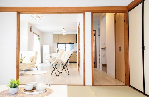Kuwana House | Accommodates 13 people 3 parking spaces 5 minutes to Nagashima Spa Land/Kuwana Mie