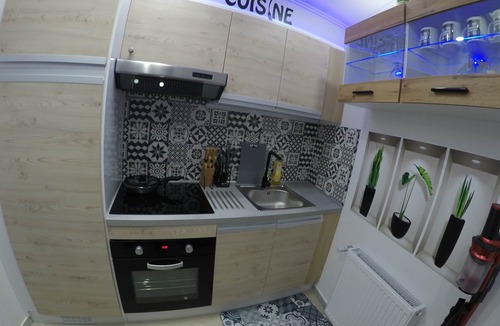 Beaumont-sur-Sarthe House | Accommodation at home