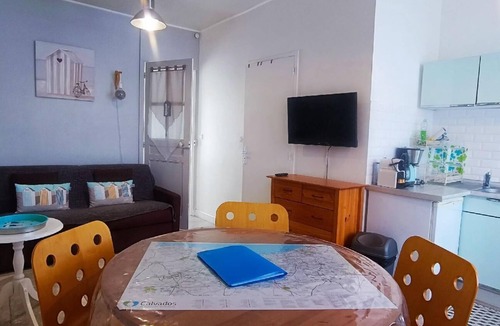 Villers-sur-Mer Apartment | Accommodation 2 Normandy getaway
