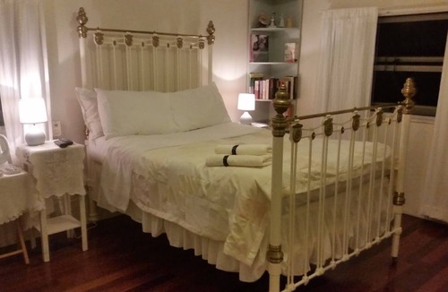 Yeppoon House | Accommodation at the theater