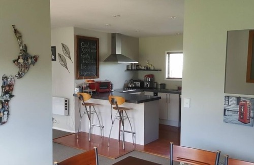 Nukuhau House | Accommodation available