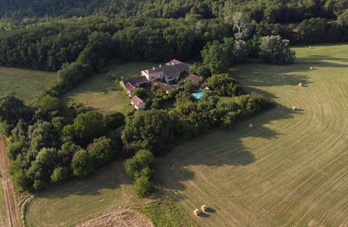 Fouleix Cottage | Accommodation for groups of friends or family reunions.