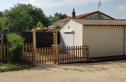 Port-des-Barques House | ACCOMMODATION FOR 2 PEOPLE.