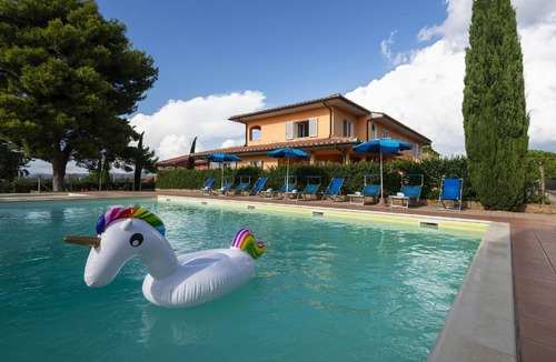 Puntone Apartment | Accommodation in a residence, close to the sea, swimming pool