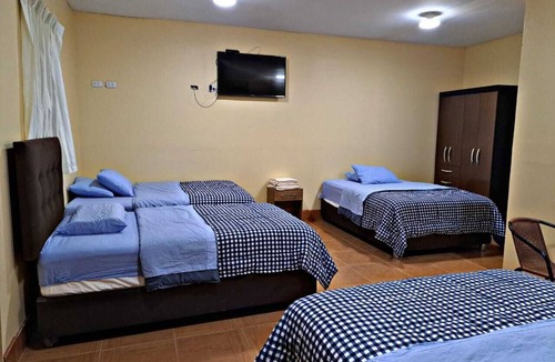 Pisco Hotel | ACCOMMODATION IN PARACAS PERU WITH 7 ROOMS, 7 BATHROOMS, KITCHEN AND POOL