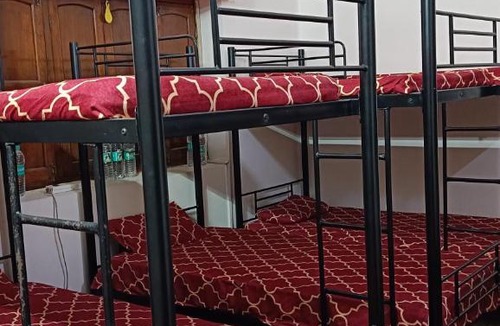 Allahabad Hostel | Accommodation In Prayagraj, Near Railway Station Triveni Sangam, Allahabad