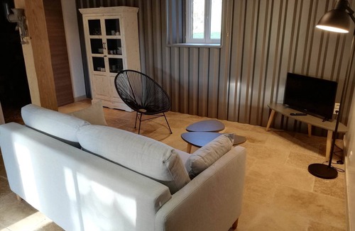 Tour-de-Faure House | ACCOMMODATION "LE SAINT JACQUES" 1 double room
