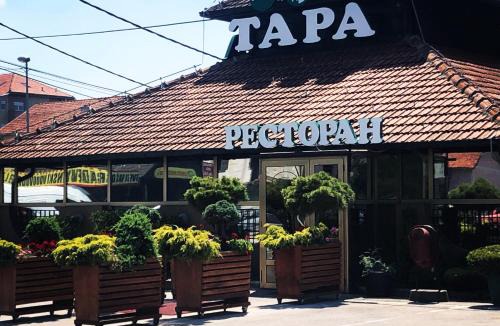 Borca House | Accommodation Tara