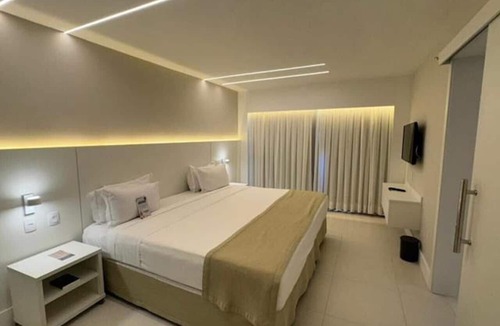 Recreio dos Bandeirantes Hotel | Accommodations Perfect for Large Group or Family | With Scenic View!
