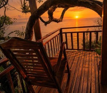 Lanuza Bed & Breakfast | Aceyoung Paradise