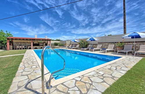 Acharavi Villa | Acharavi Beach Villa - Luxury Seaside Villa Rental in Acharavi, Island of Corfu.