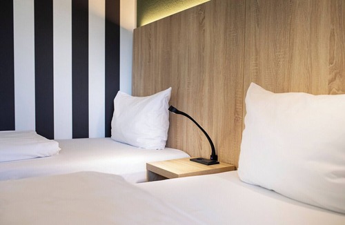 Stuttgart Hotel | ACHAT Hotel Stuttgart Zuffenhausen