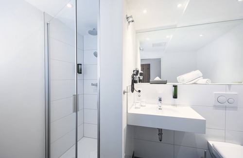Stuttgart Hotel | ACHAT Hotel Stuttgart Zuffenhausen