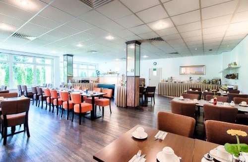Stuttgart Hotel | ACHAT Hotel Stuttgart Zuffenhausen