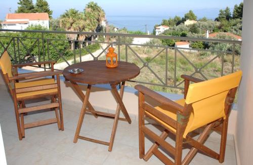 Fragkaki Apartment | Achladi Beach