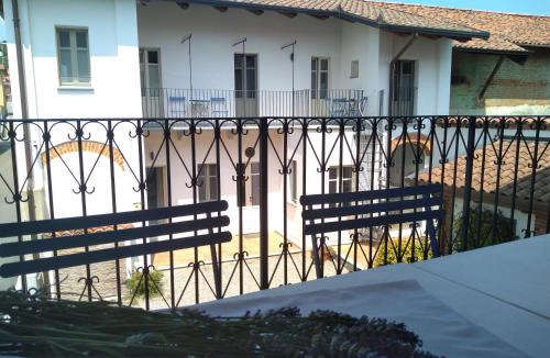 Montalenghe House | Acini Sparsi
