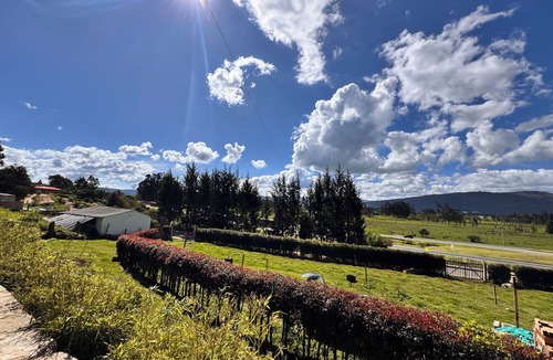 Gachancipa Cabin | Acogedor chalet mirador campestre, cerca al centro, WIFI, chimenea y parrilla.