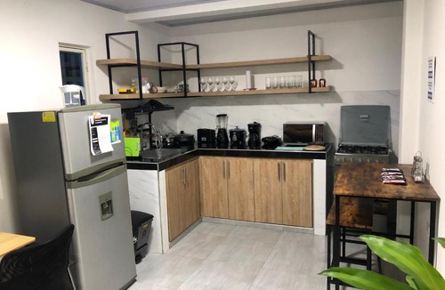 Cali Apartment | Acogedor y Amplio Apartamento 102 El Jardin