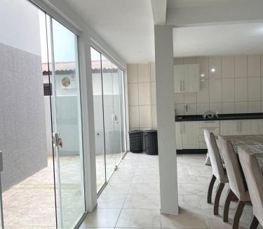 Enseada House | Aconchego e Espaço