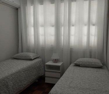 Menino Deus Apartment | Aconchego e tranquilidade junto ao H. Mãe de Deus