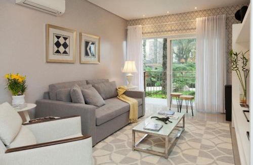 Carniel Apartment | Aconchego na Serra com Lareira e Piscina aquecida 4min Centro