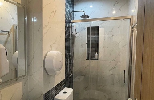 Sanambin Hotel | Acozyposhtel