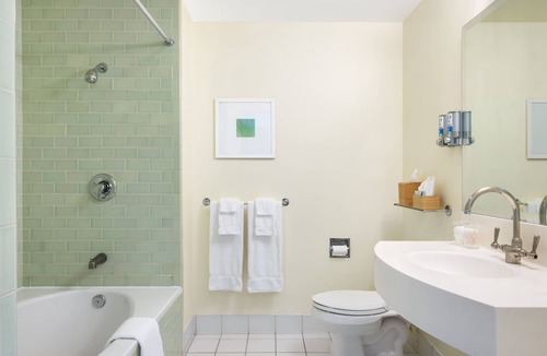 Mill Valley Hotel | Acqua Hotel