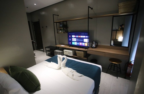 Malolos City Hotel | Acro Residences