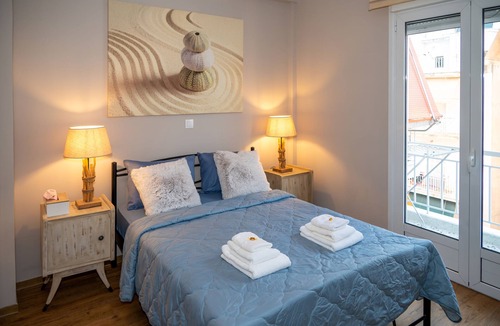 Petralona Apartment | Acropolis Terrace view apartment