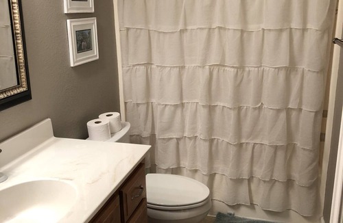 Auburn Condo | Across From Acre Restaurant! In downtown Auburn! CWE