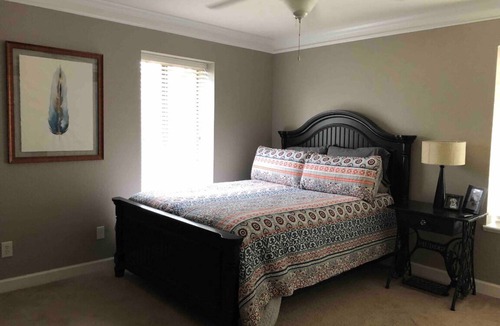 Auburn Condo | Across From Acre Restaurant! In downtown Auburn! CWE
