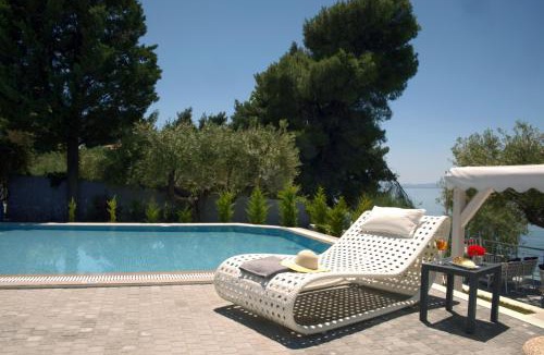 Elia Nikitis Apartment | Acrotel Athena Villa