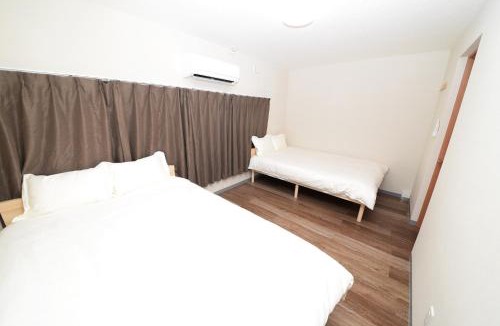 Shinjuku Ski Chalet | ACT one
