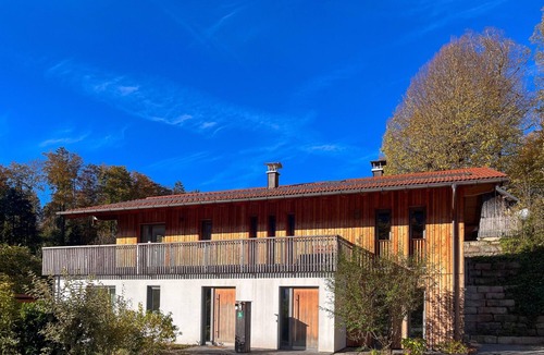 Marquartstein Apartment | Active in the Achental, 93 m² for 1-6 persons, eat-in kitchen, 2 bedrooms, shower/WC, WLAN, terrace