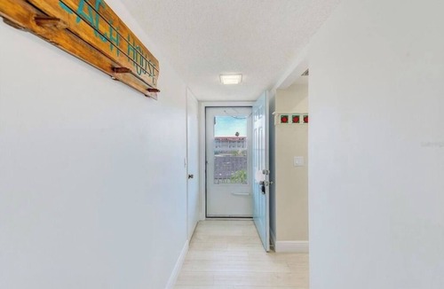 Seminole Condo | Active Waterfront Resort Lifestyle, a Snowbird’s dream ☀️🌴 🏖️ 90 day min rental
