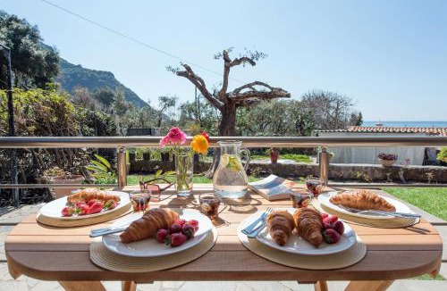 Agios Gordios Villa | AD HOMES