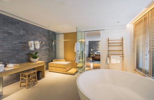 Nana Hotel | Ad Lib Hotel Bangkok