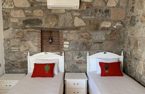 Urla Hotel | Ada Han Butik Otel