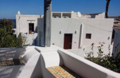 Piscita House | Ada Stromboli House in Piscità, close to the beach and the Cave of Aeolus.