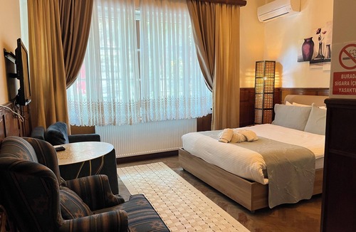 Adalar Hotel | Adalar Konak