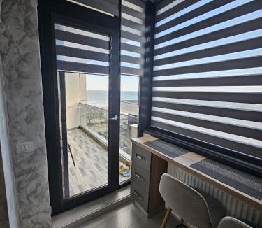 Mamaia-Sat Apartment | Adam and Eva Nest