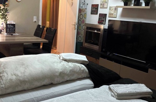 Bernsdorf Apartment | Adam's Pension
