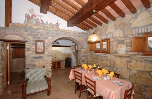 Monteverdi Marittimo House | Adamo ed Eva: house in the park