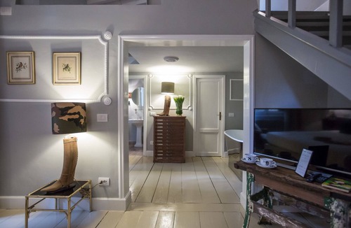 San Frediano Bed & Breakfast | AdAstra Suites