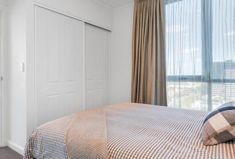 Adelaide Central Business District Apartment | Adelaide Central Skyline Panoramic Suite One