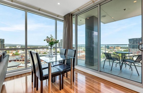 Adelaide Central Business District Apartment | Adelaide Central Skyline Panoramic Suite Three