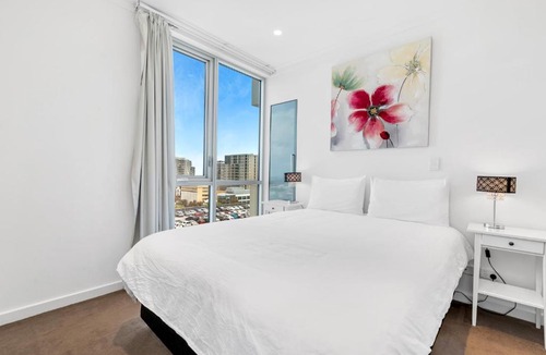 Adelaide Central Business District Apartment | Adelaide Central Skyline Panoramic Suite Three